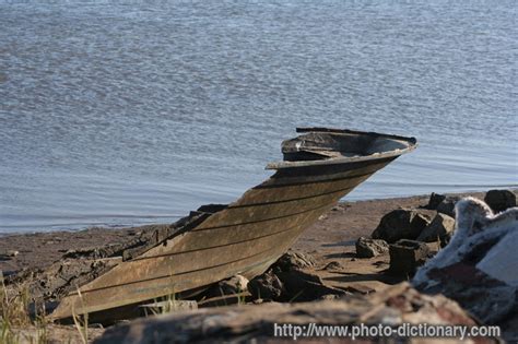 COMPLETE WRECK definition and meaning .